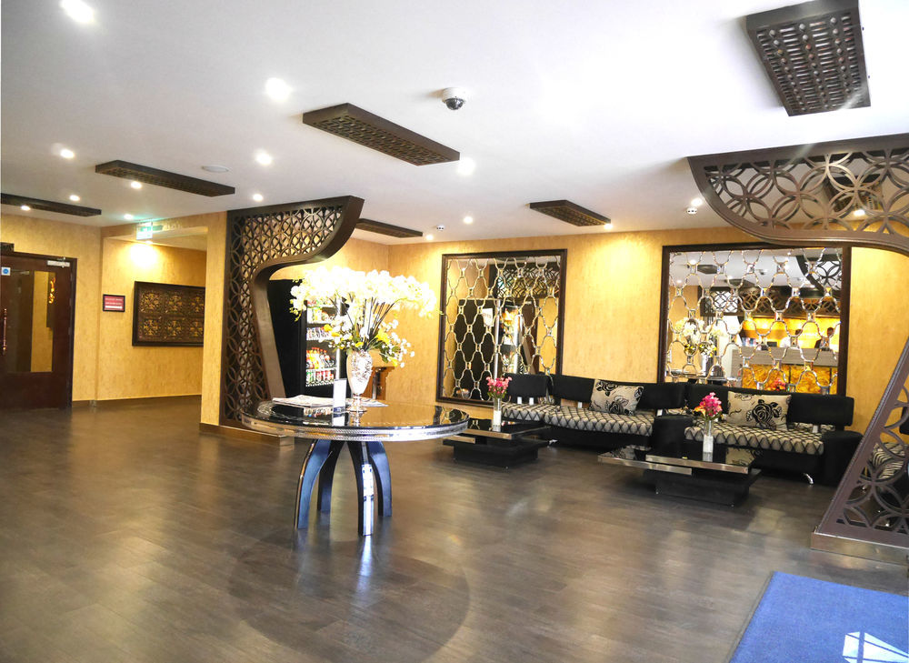 Grand Sapphire Hotel & Banqueting Croydon Esterno foto
