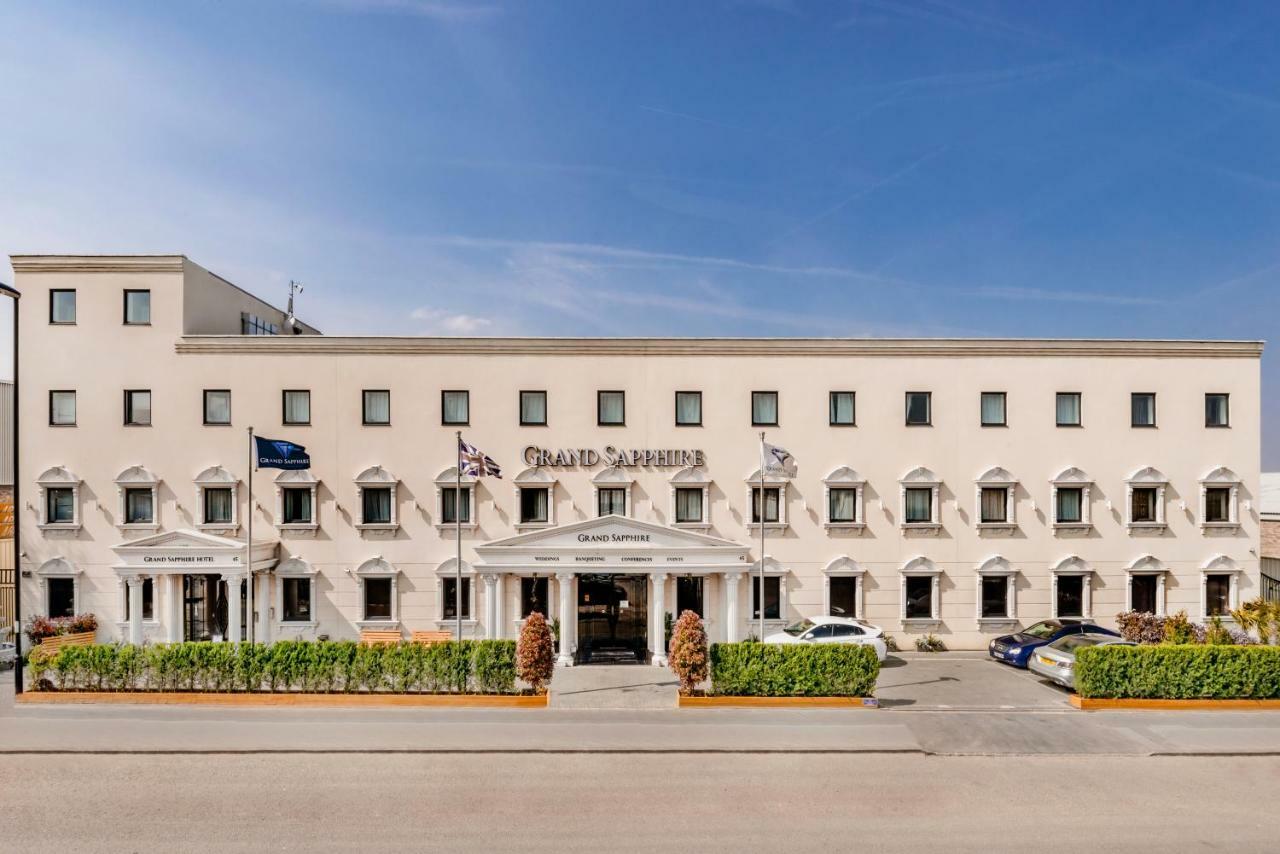Grand Sapphire Hotel & Banqueting Croydon Esterno foto
