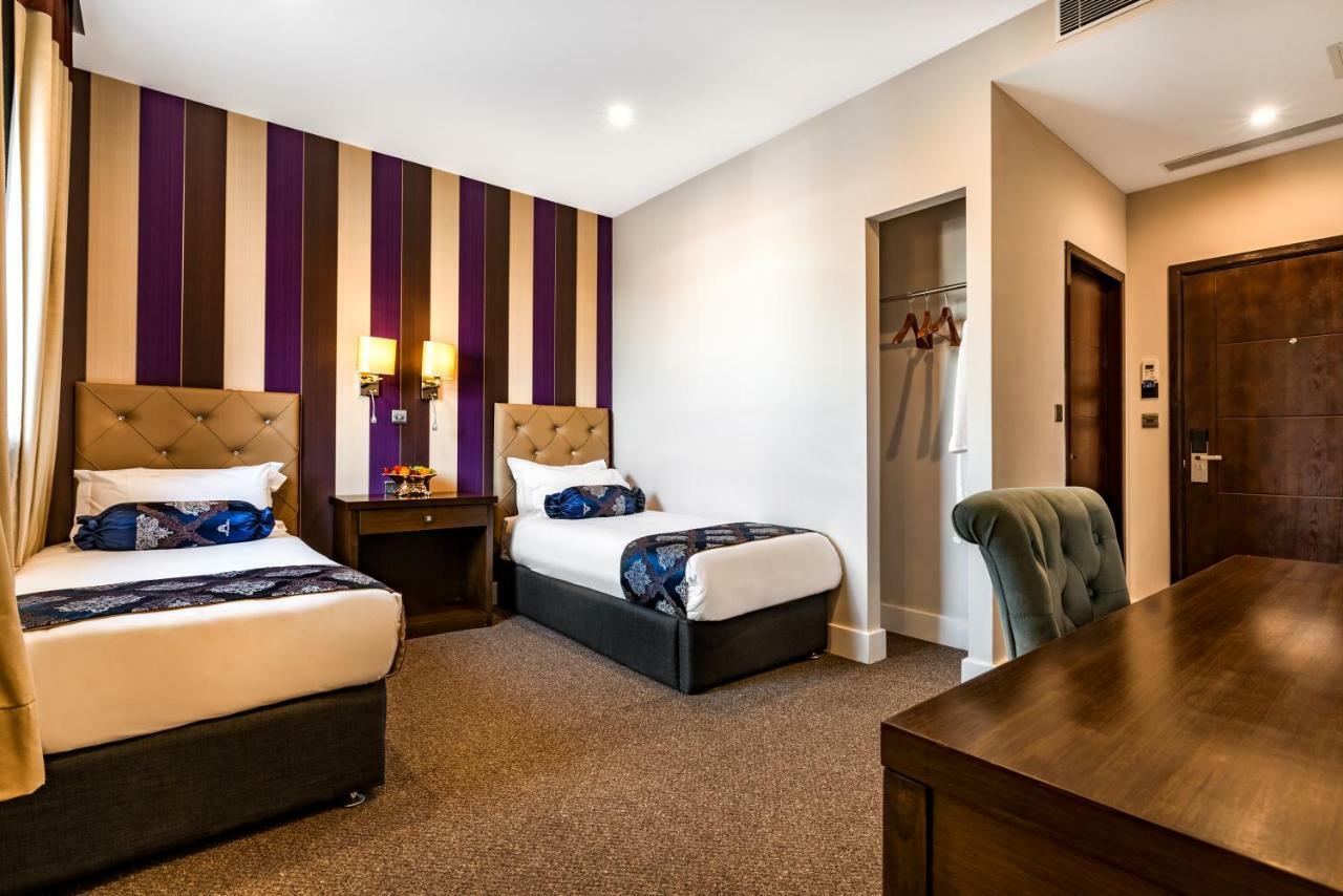 Grand Sapphire Hotel & Banqueting Croydon Esterno foto